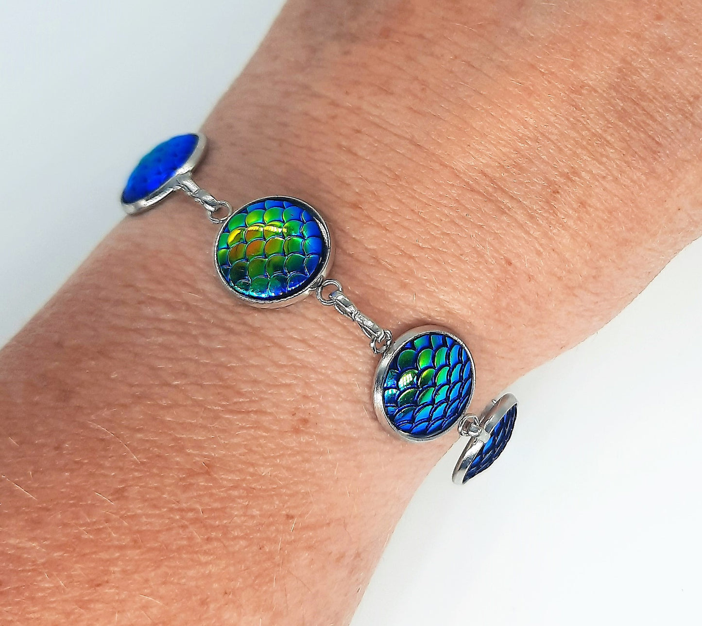 Iridescent Mermaid Scale Link Bracelet
