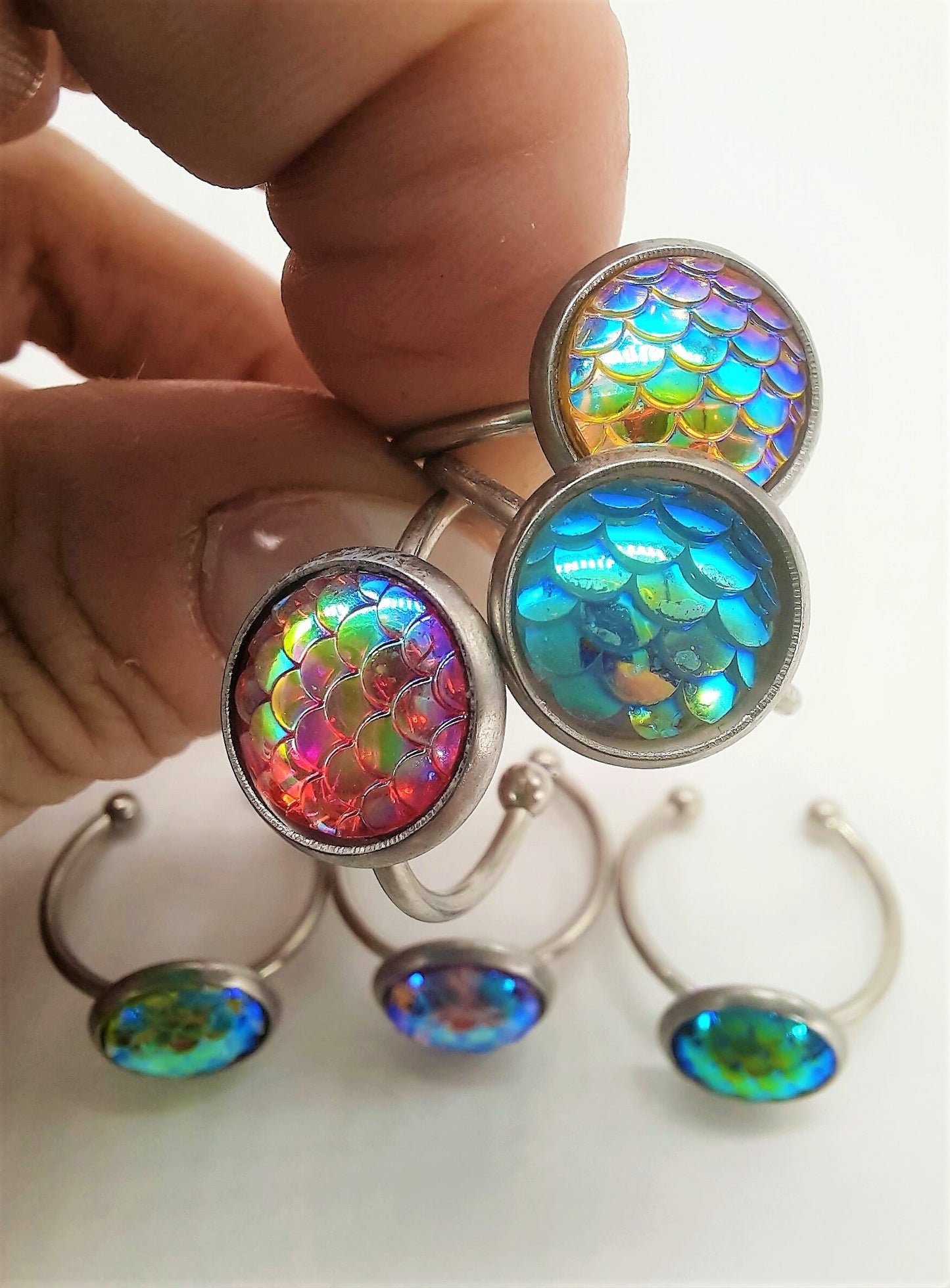 Handcrafted / Handmade Iridescent 10mm Mermaid Scale / Dragon Scale Finger Ring, Made with Hypoallergenic Silver Stainless Steel, Size 7