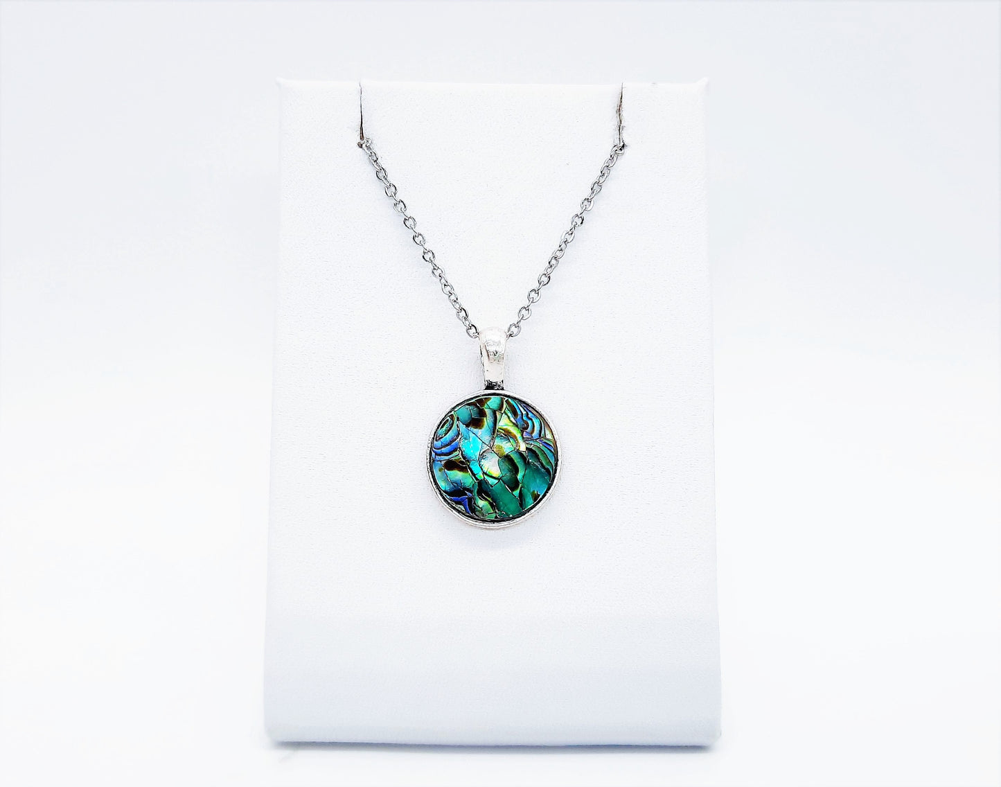Cracked Abalone / Paua Seashell Pendant Necklace - Stainless Steel Hypoallergenic Chain - Lobster Claw Closure - Silver-Coated Brass Pendant