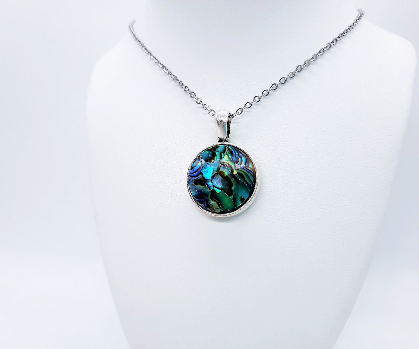 Cracked Abalone / Paua Seashell Pendant Necklace - Stainless Steel Hypoallergenic Chain - Lobster Claw Closure - Silver-Coated Brass Pendant