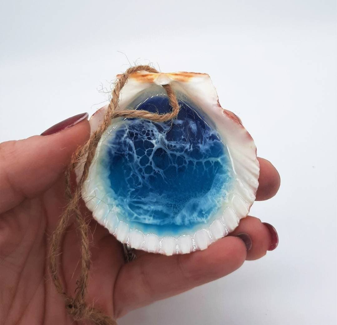 Handmade Resin and Wood Christmas Ornament/Ocean/Beach/Sealife -Shark, Whale Tail, Mantaray, Mermaid Tail, Starfish, Sand Dollar, Seashell