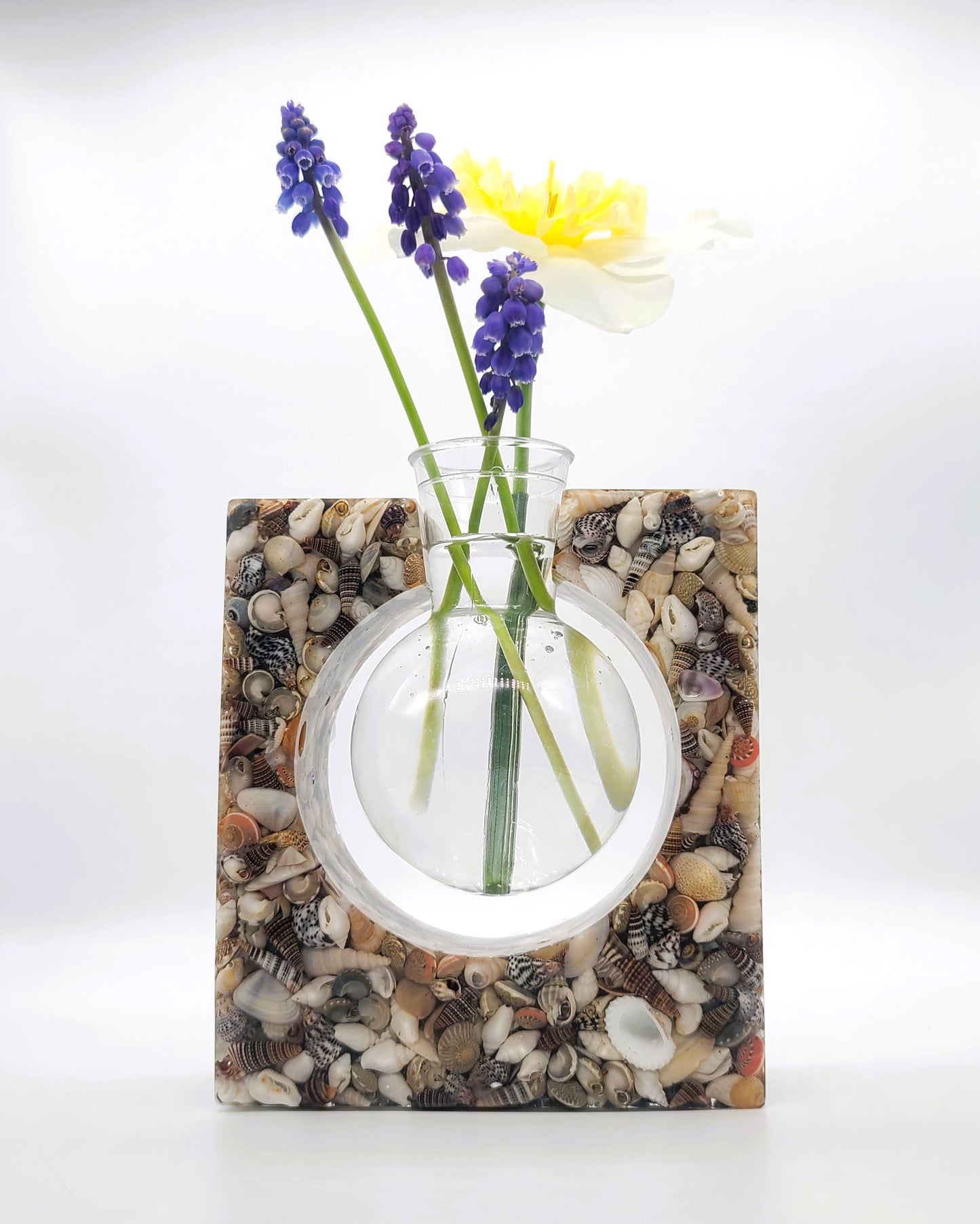 Square Propagation Flower Vase Made with Resin and Seashells