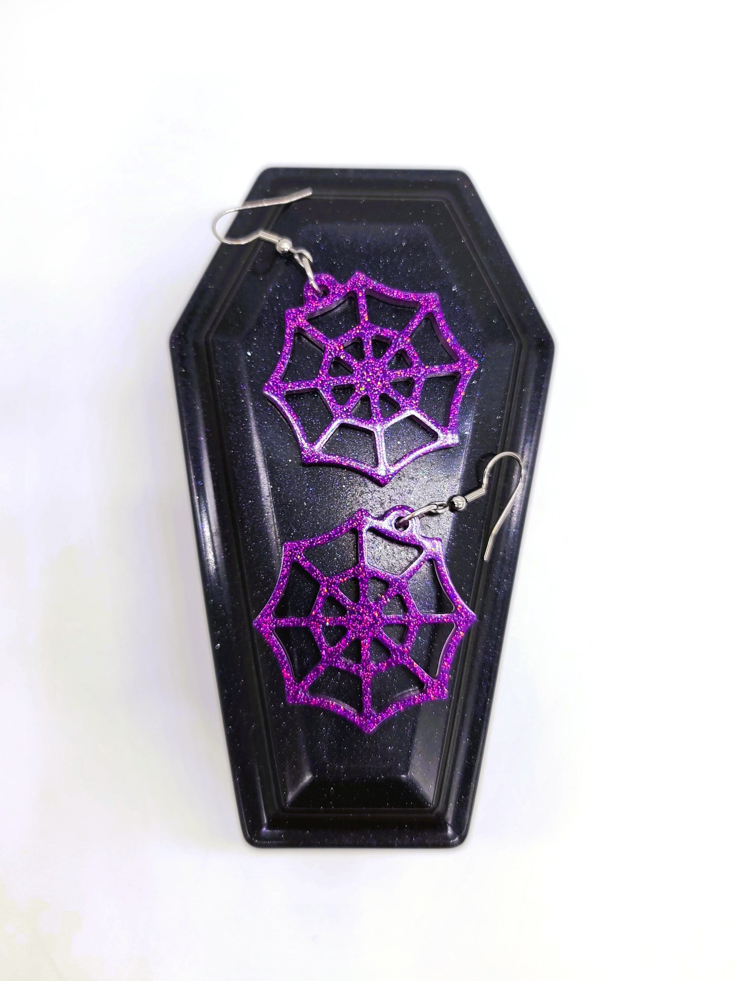 Spooky Halloween Spiderweb Earrings - Eco-Friendly Resin