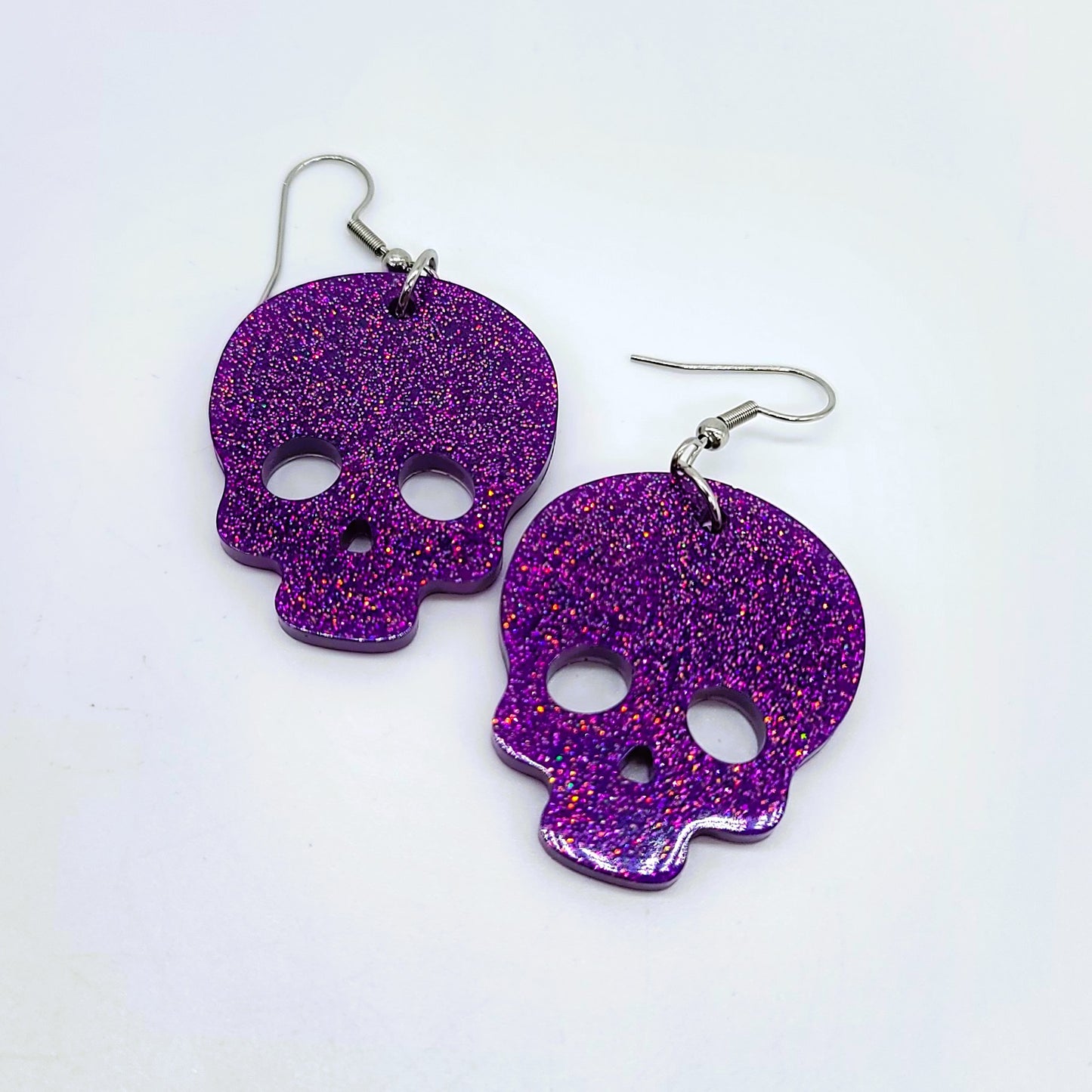 Spooky Halloween Skull Earrings - Eco-Friendly Resin