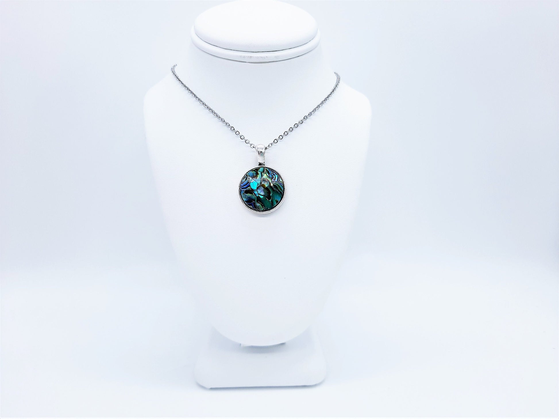 Cracked Abalone / Paua Seashell Pendant Necklace - Stainless Steel Hypoallergenic Chain - Lobster Claw Closure - Silver-Coated Brass Pendant